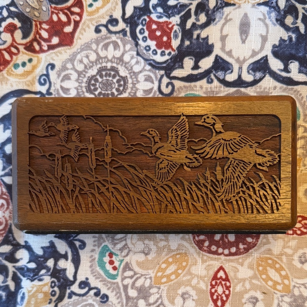 Hand-Carved Wooden Container with Flying Ducks Motif - Brown